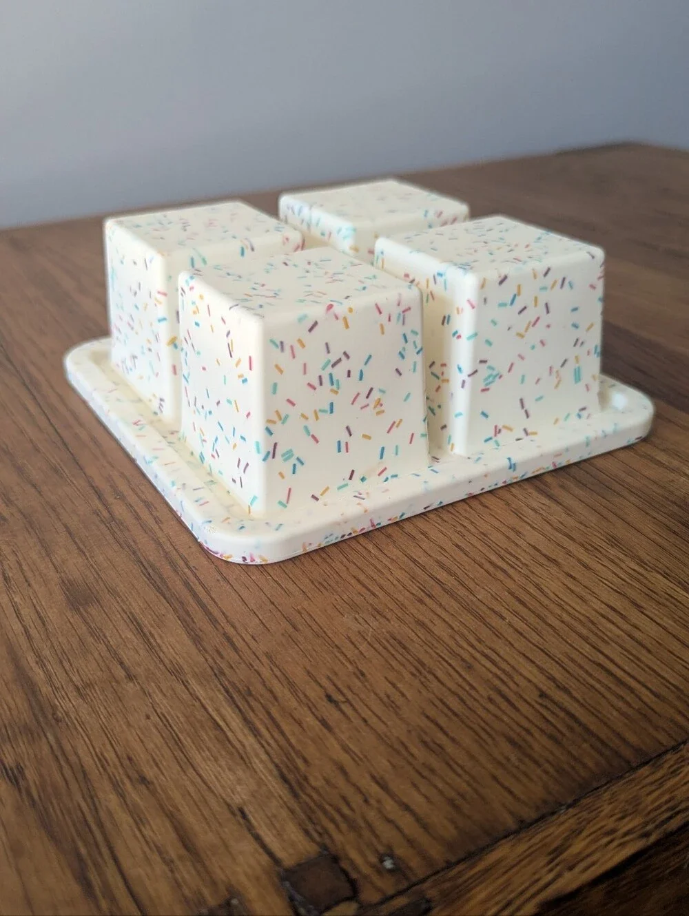 W&P Peak Extra Large Ice Cube Tray + Lid White Speckled Funfetti Silicone
